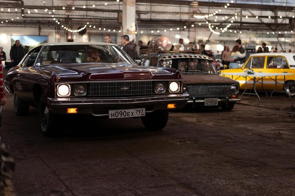 Welche Tipps gibt es fÃ¼r einen minimalistischen Kleiderschrank?